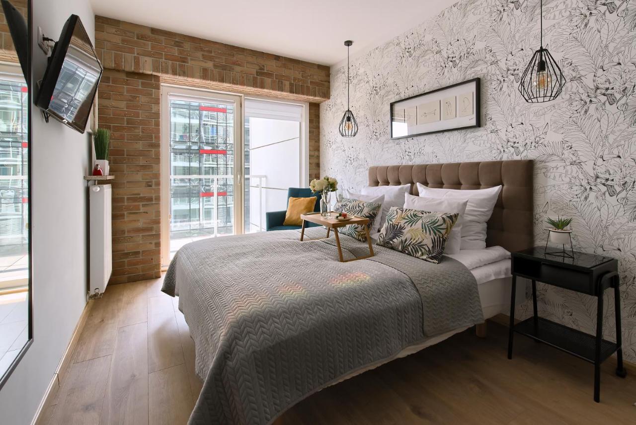 Millo Apartament Parking By Impero Poznan Ngoại thất bức ảnh